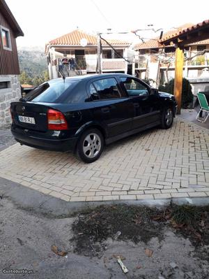 Opel Astra v a GPL Março/01 - à venda - Ligeiros