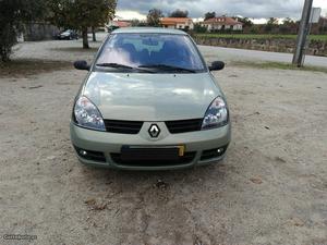 Renault Clio 1.5 DCI Maio/03 - à venda - Ligeiros