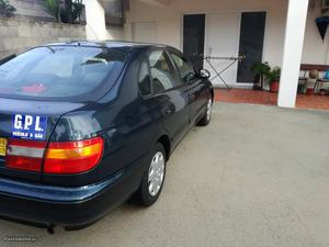 Toyota Carina v Julho/96 - à venda - Ligeiros