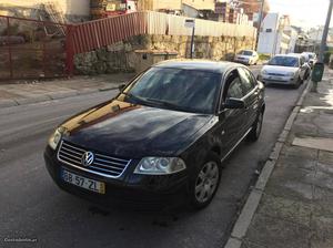 VW Passat PD 130 cv Janeiro/02 - à venda - Ligeiros