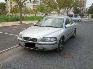 Volvo S60 D5 Novembro/02 - à venda - Ligeiros Passageiros,