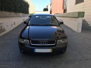 Audi A Agosto/99 - à venda - Ligeiros