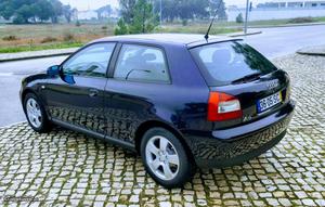 Audi AV Julho/01 - à venda - Ligeiros Passageiros,