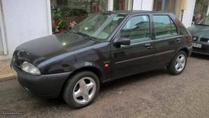 Ford Fiesta Techno Maio/97 - à venda - Ligeiros