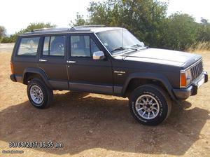 Jeep Cherokee 4 litre,200cv Junho/89 - à venda - Pick-up/