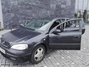 Opel Astra 1.4 Dezembro/98 - à venda - Ligeiros