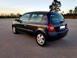 Renault Clio 1.5 Dci 82cv Maio/04 - à venda - Comerciais /