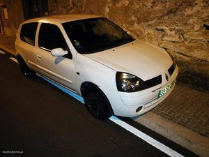 Renault Clio 1.5 dci Julho/02 - à venda - Ligeiros