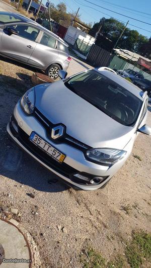 Renault Mégane bose Abril/14 - à venda - Ligeiros