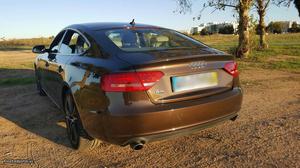 Audi A5 TDIsportback quattro Março/11 - à venda - Ligeiros