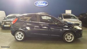 Ford Fiesta 1.0i Titanium 5P Maio/15 - à venda - Ligeiros