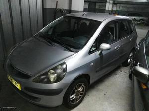 Honda Jazz aceito retomas Abril/02 - à venda - Ligeiros