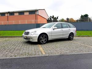 Mercedes-Benz C 320 AMG-CDI-221CV Janeiro/05 - à venda -