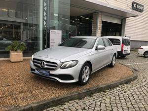 Mercedes-Benz E 220 d Avantgarde Fevereiro/17 - à venda -