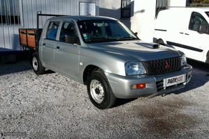 Mitsubishi L Tdi 4x2 Outubro/03 - à venda - Pick-up/