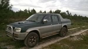 Mitsubishi L200 stracar Abril/00 - à venda - Pick-up/