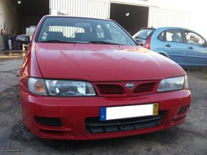 Nissan Almera 1.4 D/A Outubro/95 - à venda - Ligeiros