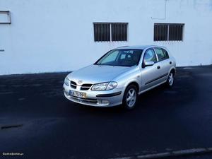 Nissan Almera 1.4 HachBack Maio/00 - à venda - Ligeiros