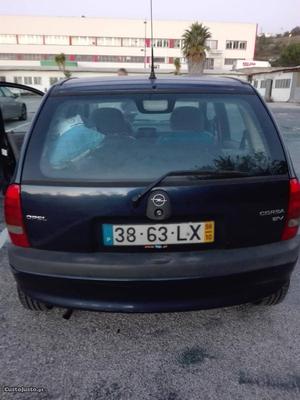 Opel Corsa Swing Outubro/98 - à venda - Ligeiros