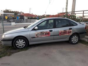 Renault Laguna Maio/97 - à venda - Ligeiros Passageiros,