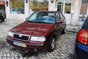 Skoda Felicia 1.9 Diesel Van GLX S Agosto/98 - à venda -