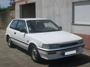 Toyota Corolla XL Outubro/90 - à venda - Ligeiros