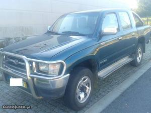 Toyota Hilux 2.4 td Agosto/99 - à venda - Pick-up/