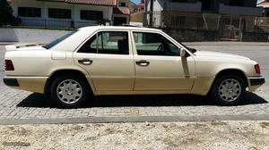 Mercedes-Benz 250 Elegance Abril/92 - à venda - Ligeiros