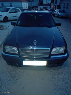 Mercedes-Benz C 220 Cdi Outubro/98 - à venda - Ligeiros