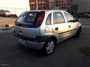 Opel Corsa C v (a.retoma) Junho/01 - à venda -