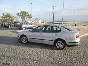 Seat Toledo 1.9 tdi 110cv Março/99 - à venda - Ligeiros