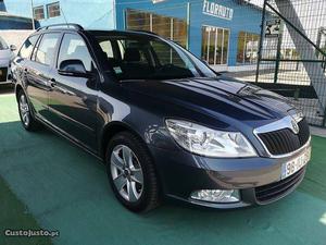 Skoda Octavia Break 1.6Tdi 105cv Março/10 - à venda -