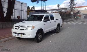 Toyota Hilux 2.5 D4d 4x4 AC Abril/08 - à venda - Ligeiros