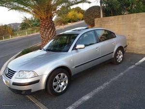 VW Passat confortline tdi Janeiro/01 - à venda -