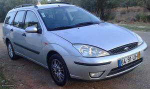 Ford Focus SW,1.4cc,5-PORTAS Novembro/02 - à venda -