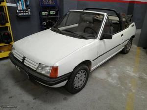 Peugeot 205 Cabriolet CT Dezembro/86 - à venda -