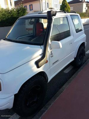 Suzuki Vitara GPL Março/97 - à venda - Ligeiros