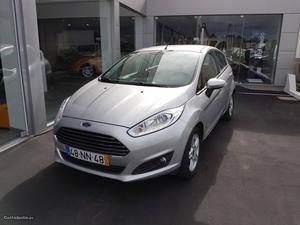 Ford Fiesta 1.5 TDCI Titanium Fevereiro/13 - à venda -