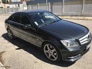 Mercedes-Benz C 220 advangard Maio/11 - à venda - Ligeiros