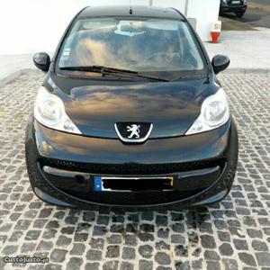 Peugeot 107 Trendy 1.0 Março/06 - à venda - Ligeiros