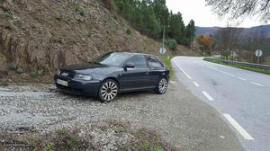 Audi A3 1.8 turbo Junho/98 - à venda - Ligeiros