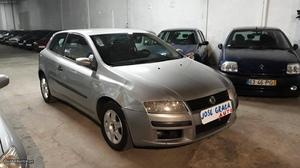 Fiat Stilo 1.2i Novembro/02 - à venda - Ligeiros