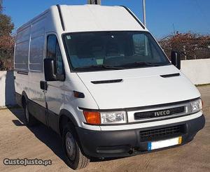 Iveco Daily KM C/IVA Fevereiro/01 - à venda -