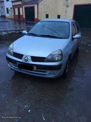 Renault Clio  vavulas Junho/01 - à venda - Ligeiros