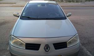 Renault Mégane 1.5 diesel Março/04 - à venda - Ligeiros