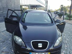 Seat Altea 1.4 Julho/08 - à venda - Ligeiros Passageiros,