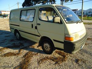 Toyota HiAce 6 lug Junho/92 - à venda - Comerciais / Van,