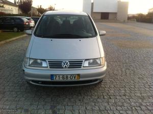 VW Sharan Lugares 7 TDI Junho/00 - à venda - Ligeiros