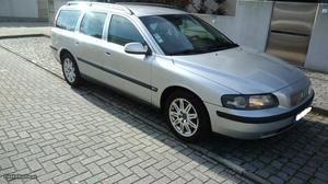 Volvo V70 D5 nivel II 163 CV Maio/03 - à venda - Ligeiros