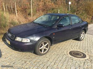 Audi A4 tdi Junho/95 - à venda - Ligeiros Passageiros, Vila